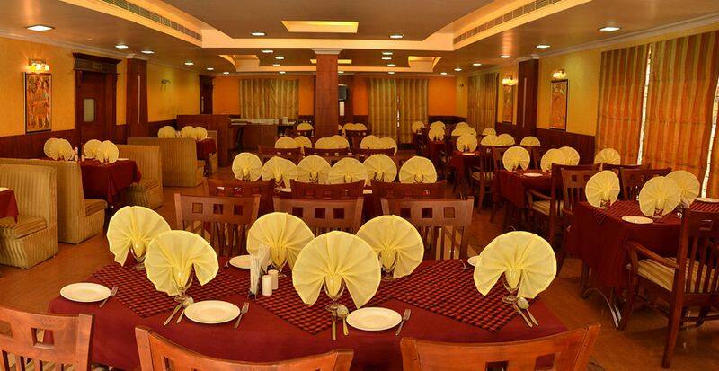 Hotel White City, Kochi 3